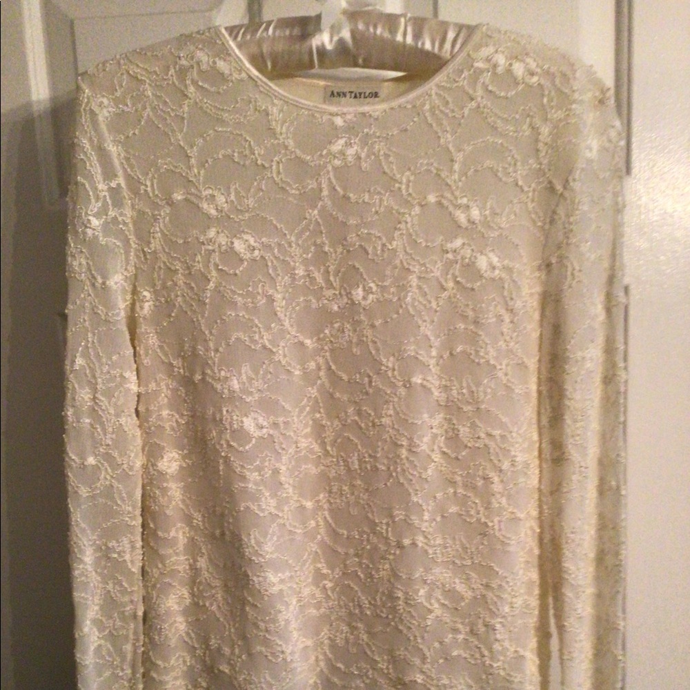 Ann Taylor cream colored top  Size L